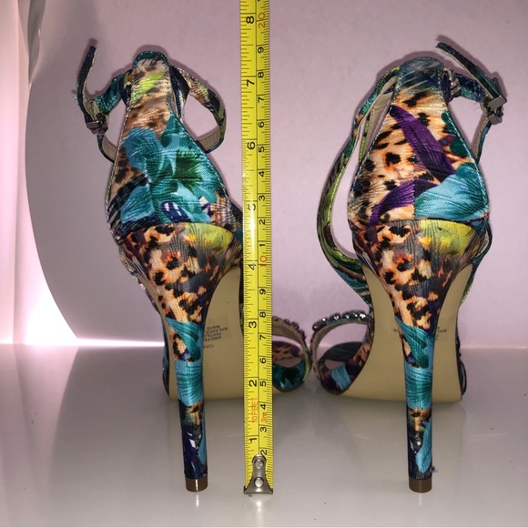 NEW. NO BOX.  GUESS CATERINA. Multicolor Rhinestone Sandals. - Picture 13 of 16